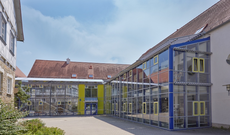 Bürgerhaus mit Bibliothek