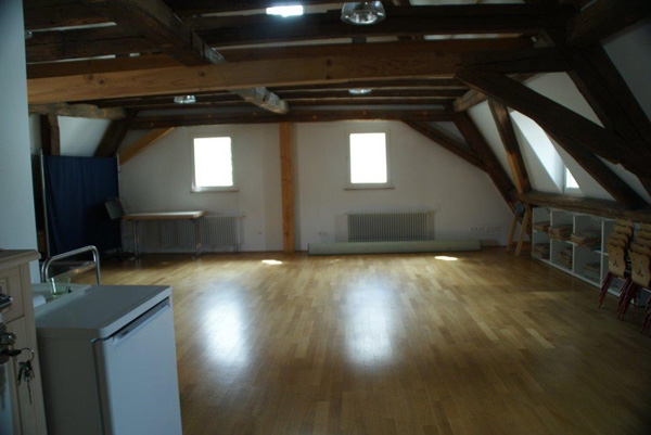 Raum Kirchblick - geeignet für Vorträge, Musikkreise, Sportgruppen (Yoga, Gymnastik), Vereinsbesprechungen